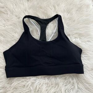 sports bra
